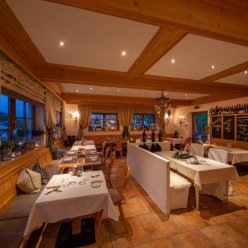 MARTHA BOUTIQUE HOTEL 4★