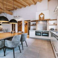 AVENIDA MOUNTAIN LODGES (KAPRUN) 4★