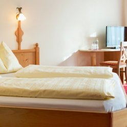 UNTERMUELLNERGUT LANDHOTEL (DORFGASTEIN) 4 ★