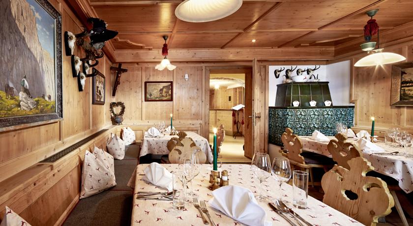 ZILLERTALERHOF HOTEL (MAYRHOFEN) 4★