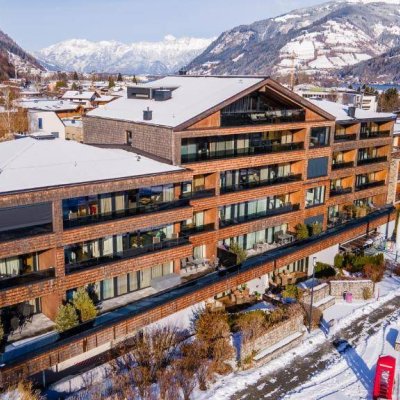 SCHOENBLICK RESIDENCE (ZELL AM SEE) SPECIAL CAT.