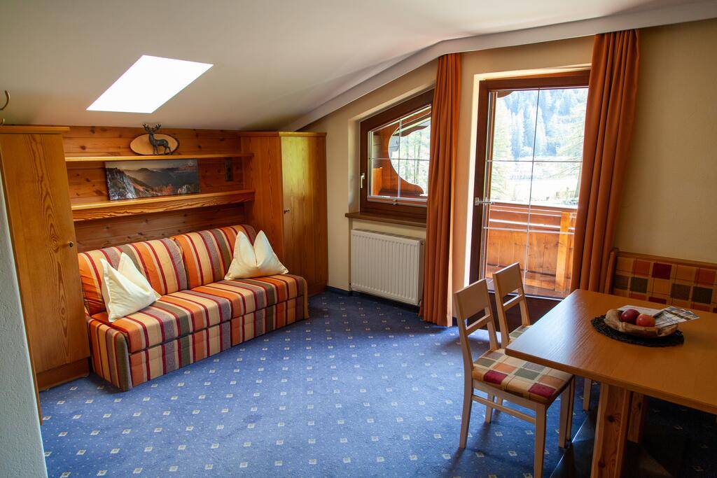 REGINAS APART (SOELDEN) APTS 3★