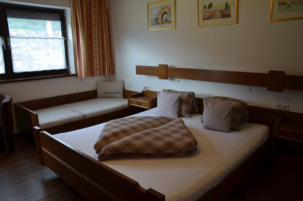 WILDAUER GAESTEHAUS (SCHLITTERS/FUEGEN) SPECIAL CAT. 3★