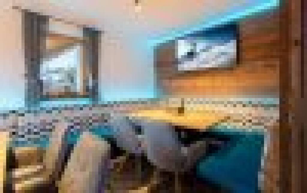 PATRICIA PENSION KAPRUN (PENS)