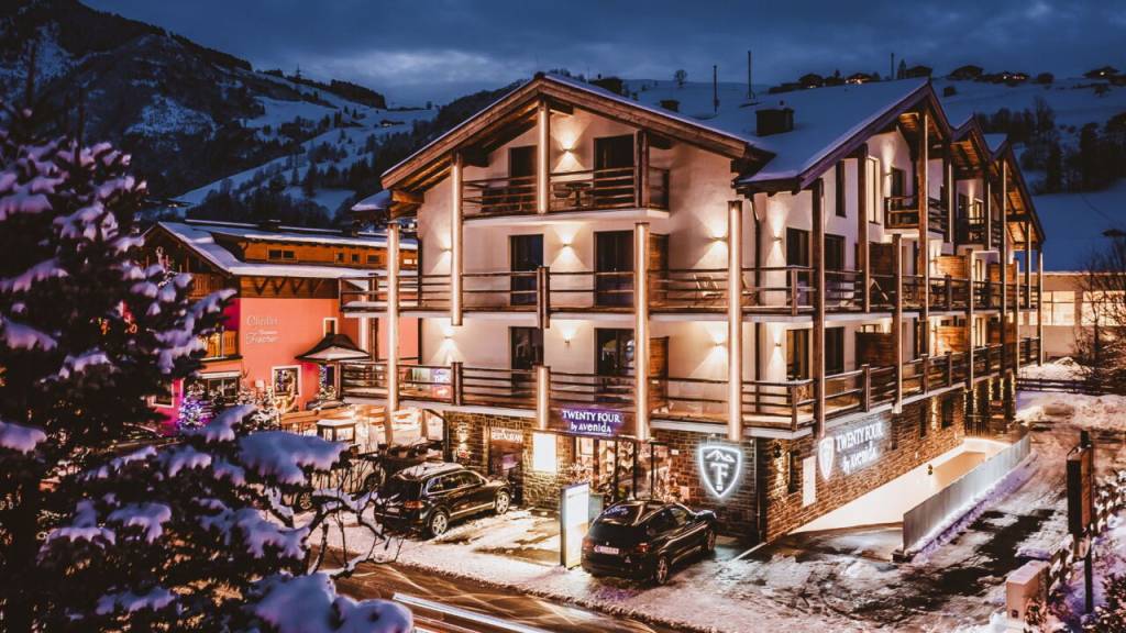 24 BY AVENIDA HOTEL (KAPRUN) 4★