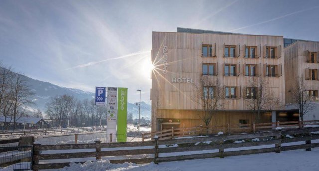 EXPLORER HOTEL ZILLERTAL (KALTENBACH) SPECIAL CAT.