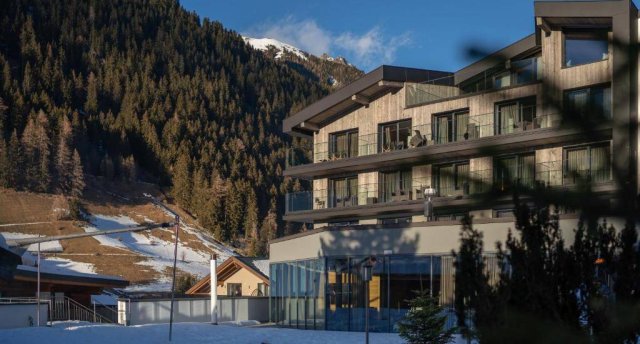 MADLEIN DESIGNHOTEL (ISCHGL) SPECIAL CAT.