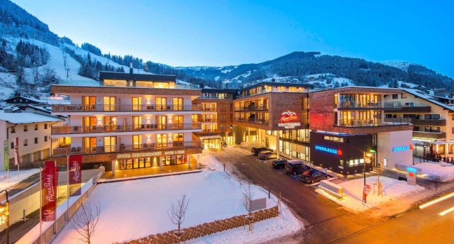 ALPENPARKS HOTEL & APARTMENT CENTRAL 4★ 