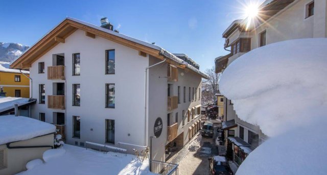 TWO TIMEZ HOTEL ZELL AM SEE 4★