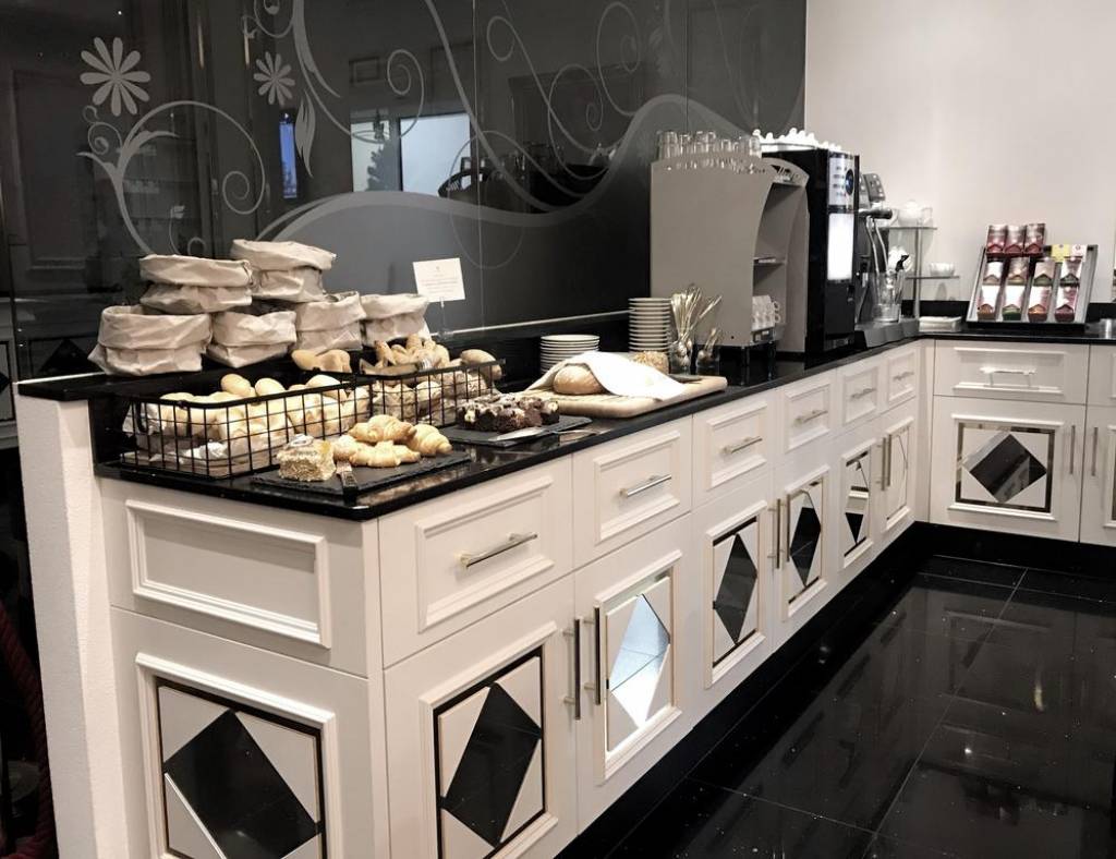 MARIA THERESIA HOTEL 3★