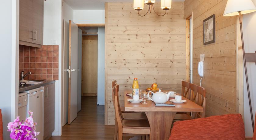 RESIDENCE LES CONSTELLATIONS 3★ (ski-in) (netālu no pacēlāja)