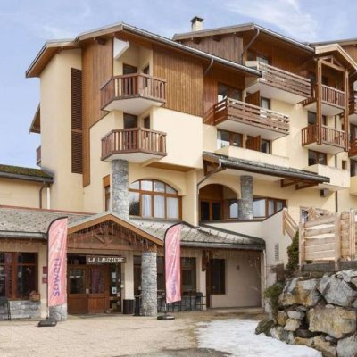 LA LAUZIERE 3★