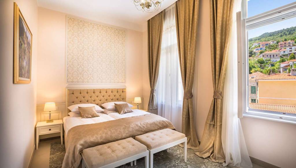 REMISENS PREMIUM GRAND HOTEL PALACE 4★