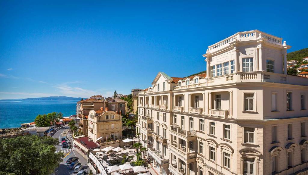 REMISENS PREMIUM GRAND HOTEL PALACE 4★