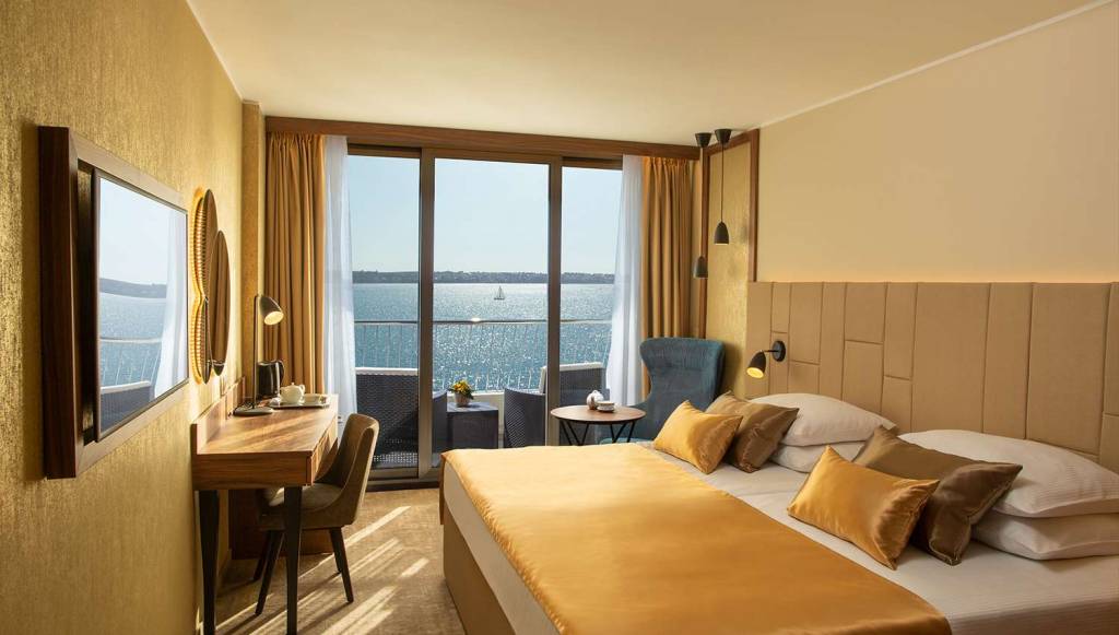 GRAND HOTEL BERNARDIN 5★