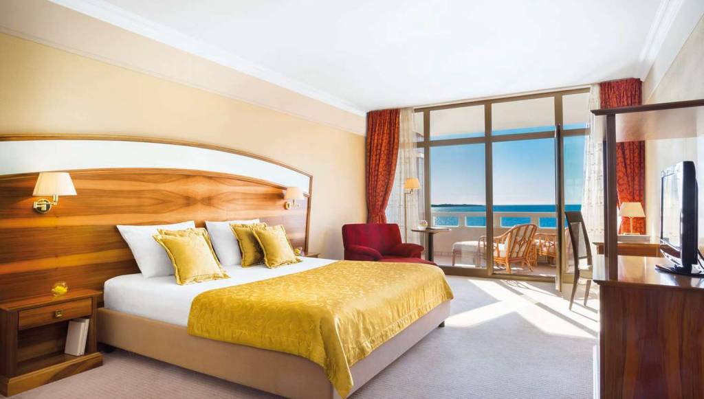 REMISENS PREMIUM HOTEL METROPOL 5★