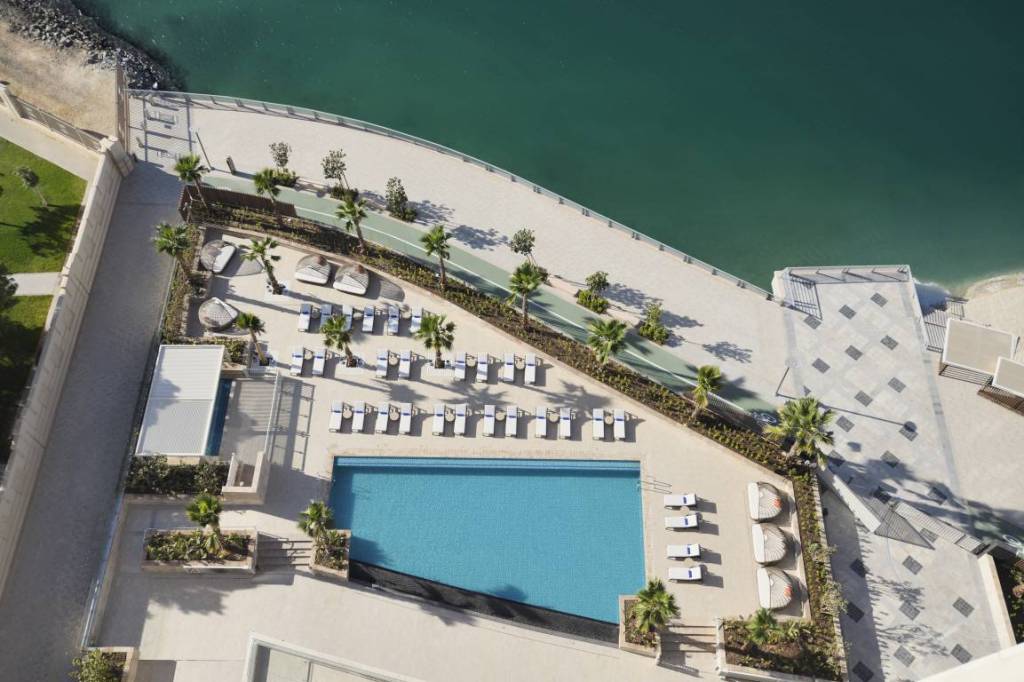 INTERCONTINENTAL HOTEL ABU DHABI BEACH RESORT 5★