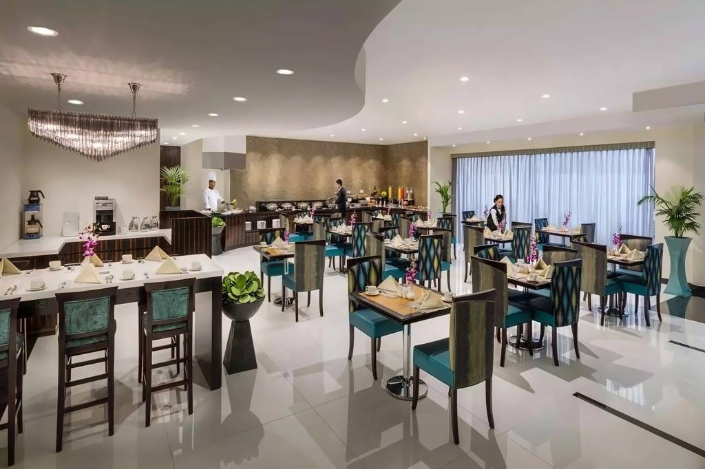 SAVOY CREST APARTHOTEL 4★