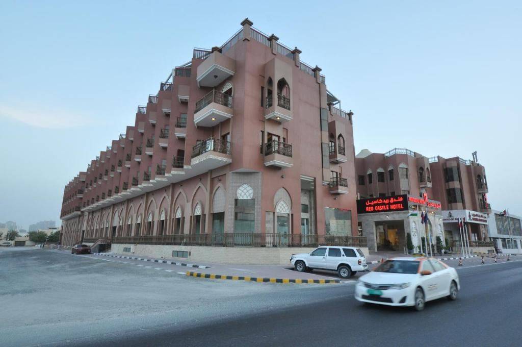 RED CASTLE HOTEL SHARJAH 4★
