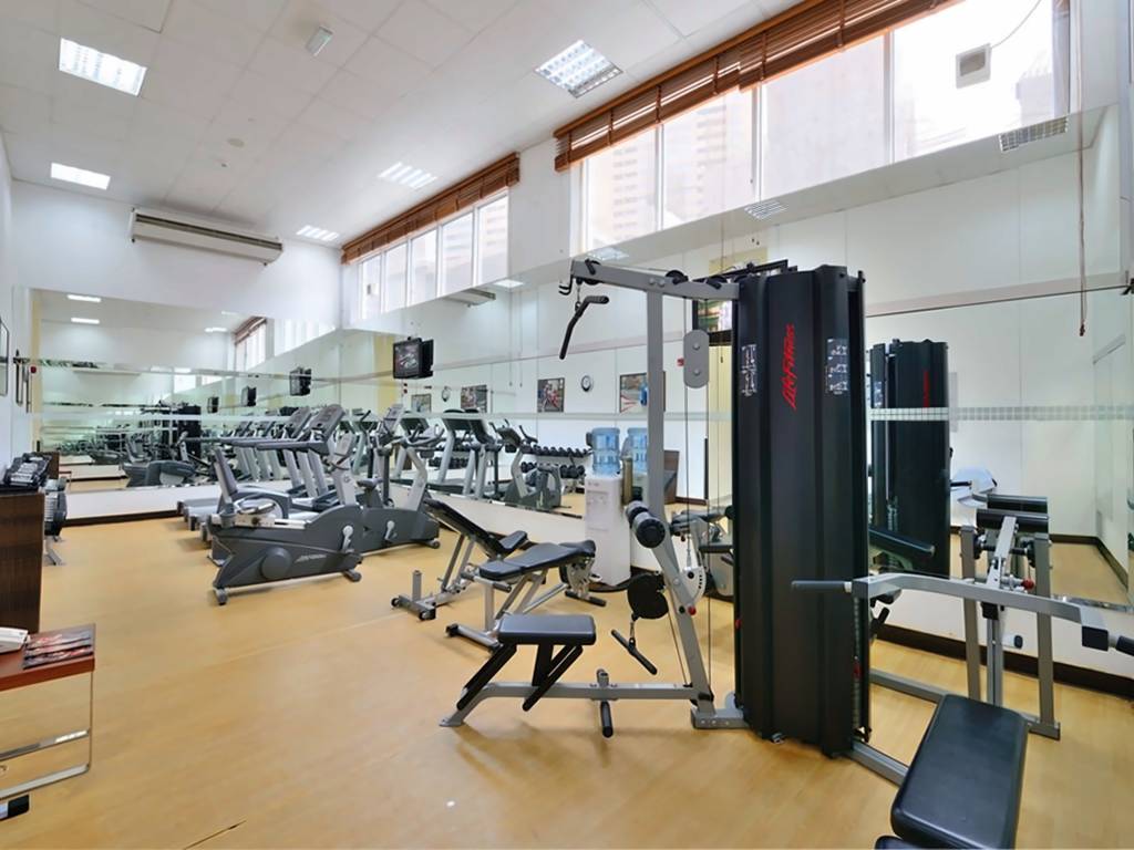 GOLDEN SANDS HOTEL SHARJAH (EX.RAMADA HOTEL & SUITES) 4★