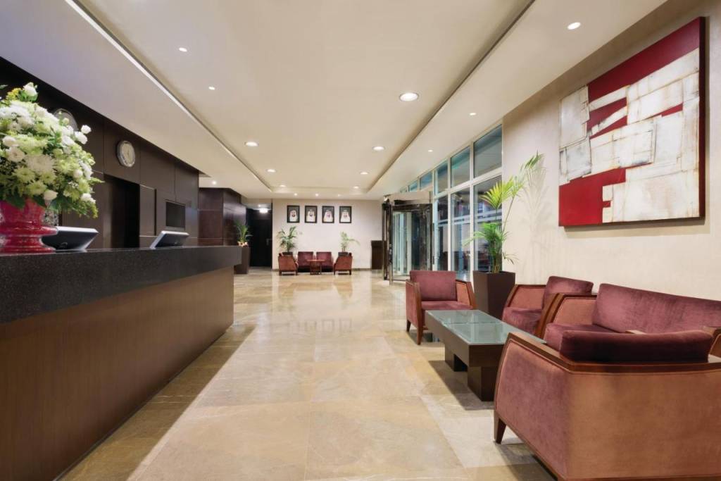RAMADA BY WYNDHAM DOWNTOWN ABU DHABI 4★