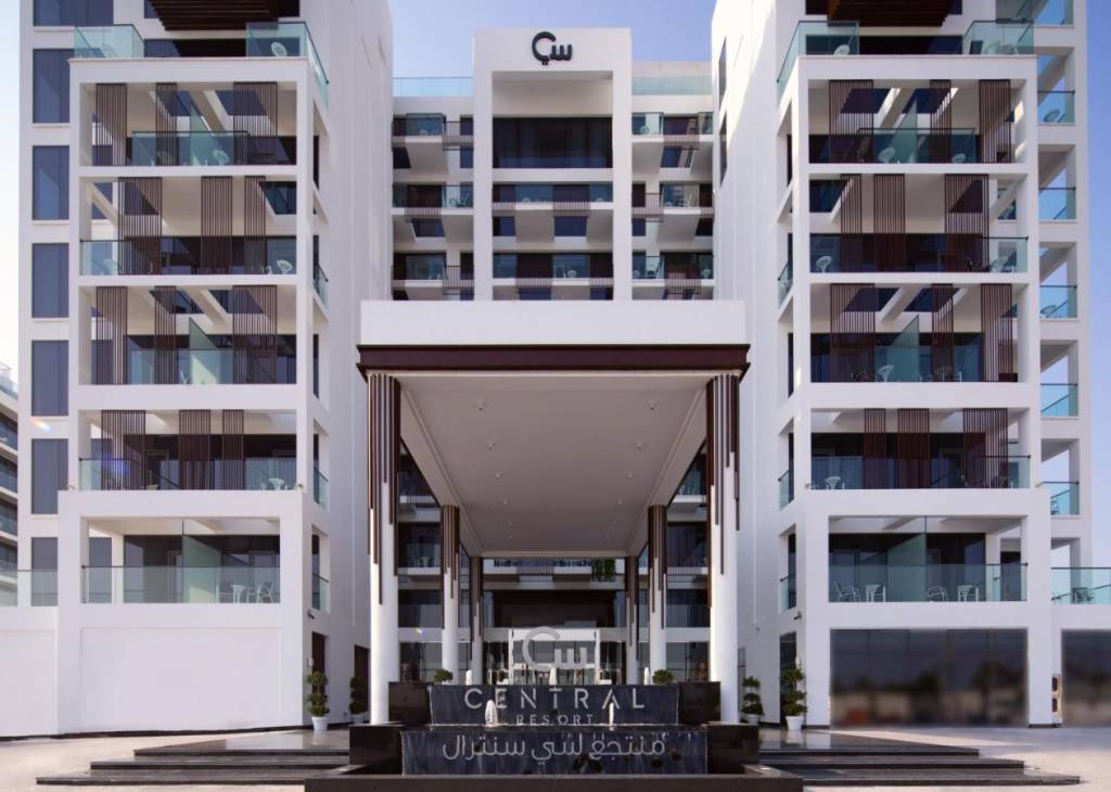 C CENTRAL RESORT 5★