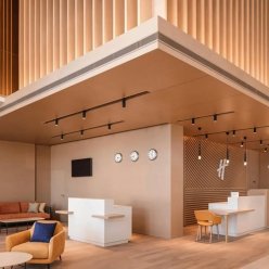 HOLIDAY INN & SUITES DUBAI SCIENCE PARK AL BARSHA 4★