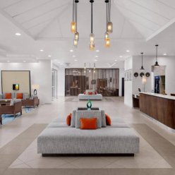 HOLIDAY INN EXPRESS DUBAI, SAFA PARK 3★