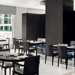 HOLIDAY INN EXPRESS DUBAI, SAFA PARK 3★