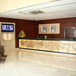 HOWARD JOHNSON BUR DUBAI 3★