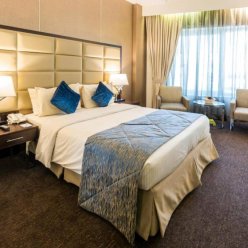 HOWARD JOHNSON BUR DUBAI 3★