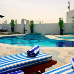 HOWARD JOHNSON BUR DUBAI 3★