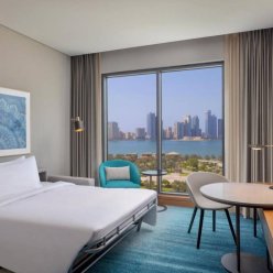 DOUBLE TREE BY HILTON SHARJAH WATERFRONT HOTEL & RESIDENCES 4★