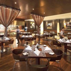 IBIS WORLD TRADE CENTER DUBAI 3★-_