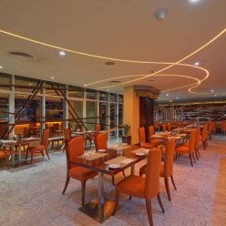 GHAYA GRAND HOTEL 5★