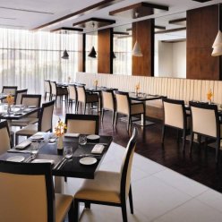 MOVENPICK HOTEL APARTMENTS AL MAMZAR DUBAI APTS 5★