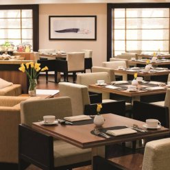 AVANI DEIRA DUBAI HOTEL 5★