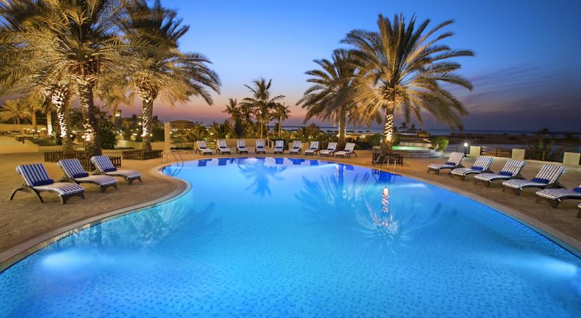 Hilton Al Hamra Beach & Golf Resort 5★