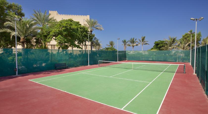 Hilton Al Hamra Beach & Golf Resort 5★