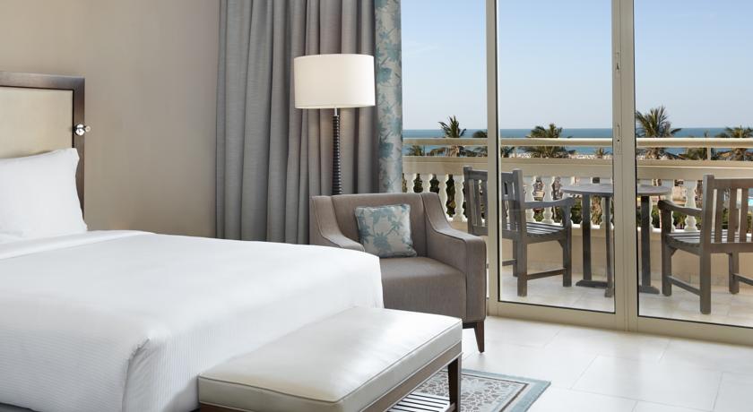 Hilton Al Hamra Beach & Golf Resort 5★