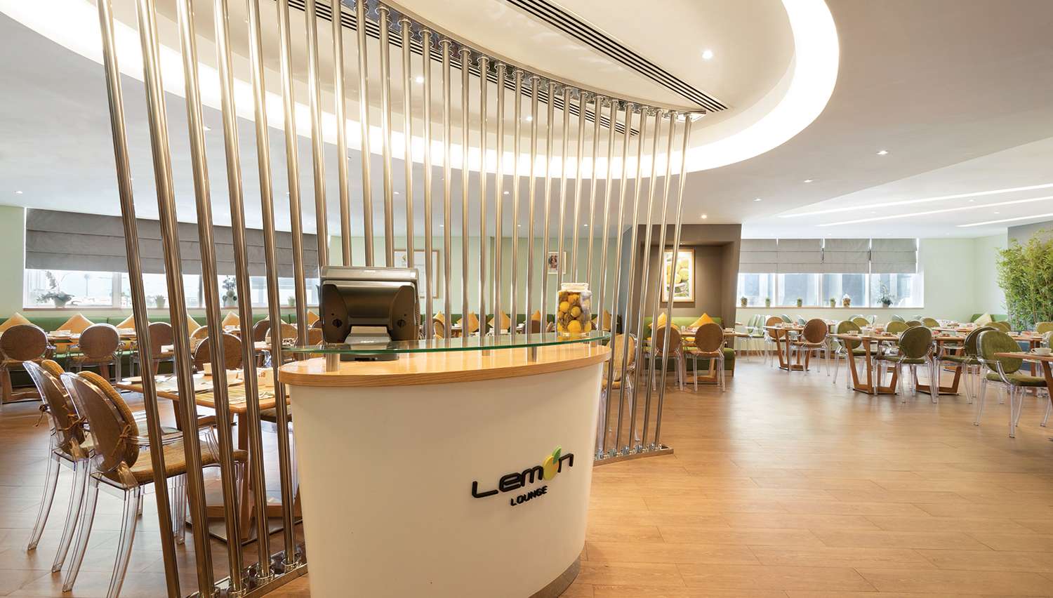 RAMADA ABU DHABI CORNICHE 4★