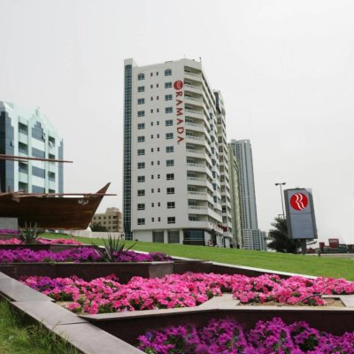 RAMADA BY WYNDHAM BEACH HOTEL AJMAN 4★