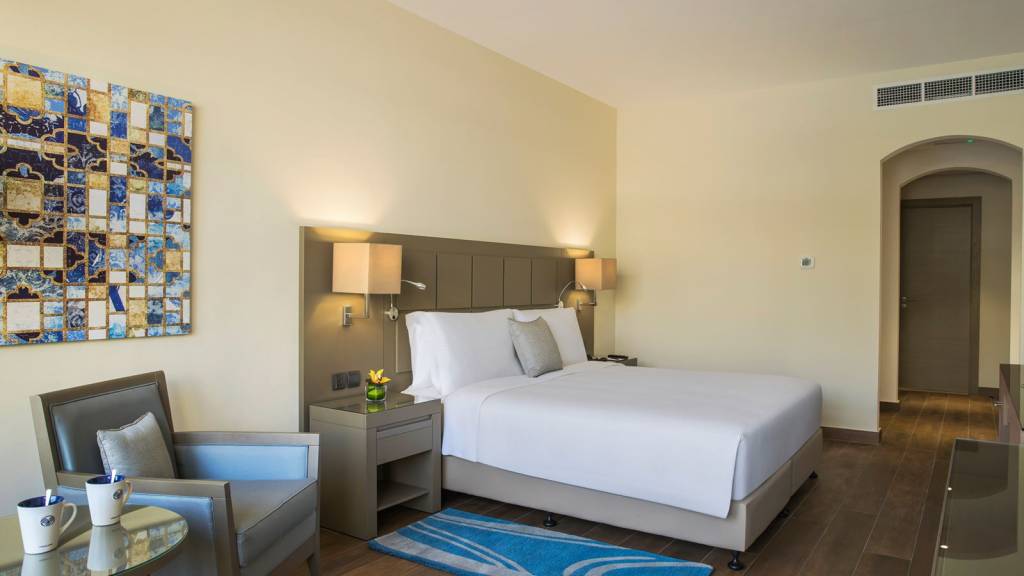 THE COVE ROTANA RESORT 5★