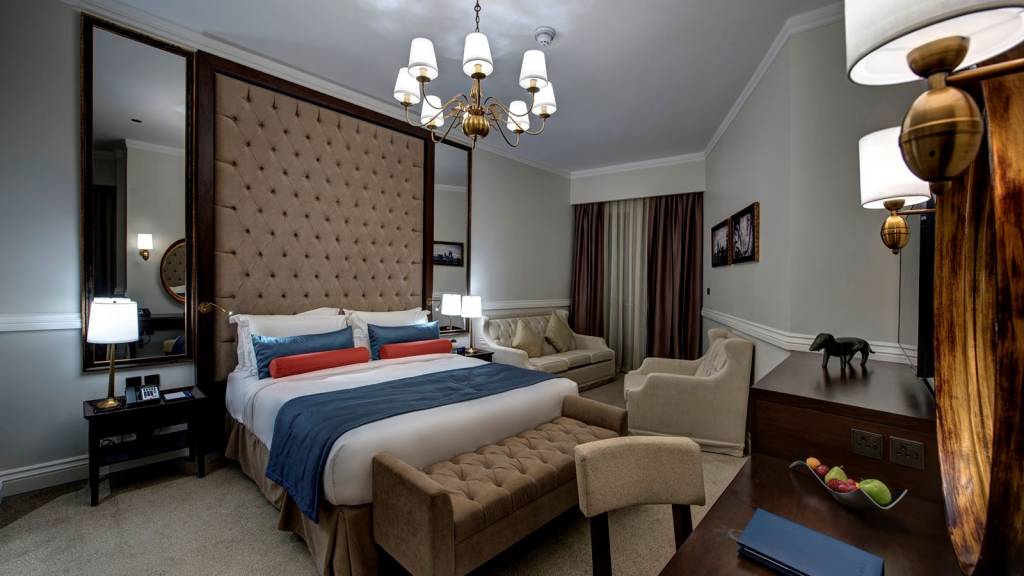 DUKES THE PALM, A ROYAL HIDEAWAY HOTEL 5★