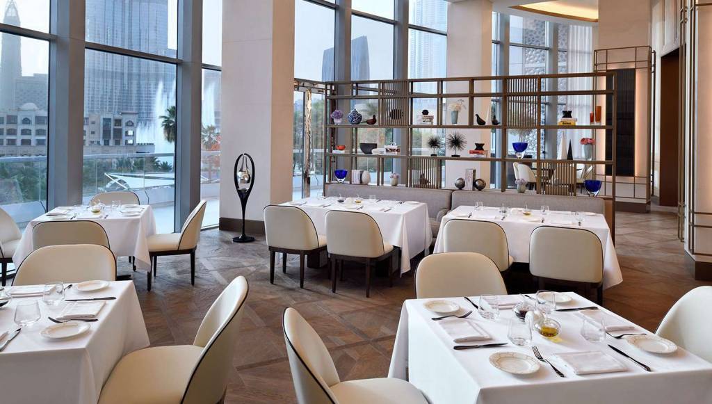 THE ADDRESS DOWNTOWN (2018. gads) 5★