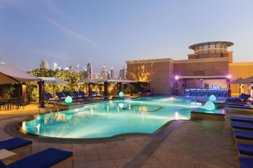 CROWNE PLAZA DUBAI JUMEIRAH 5 ★-_