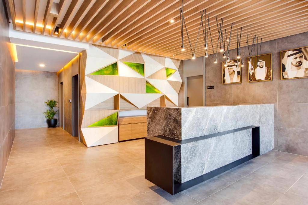 LEMON TREE HOTEL DUBAI 4★