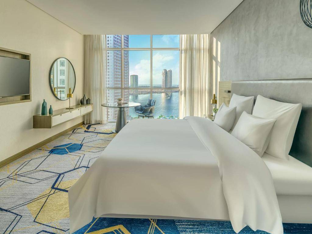 PULLMAN HOTEL SHARJAH 5★