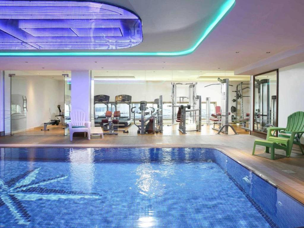 IBIS STYLES DUBAI JUMEIRA 3★