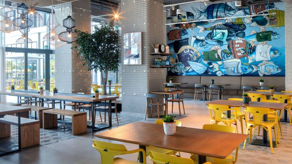 ROVE AT THE PARK 3★